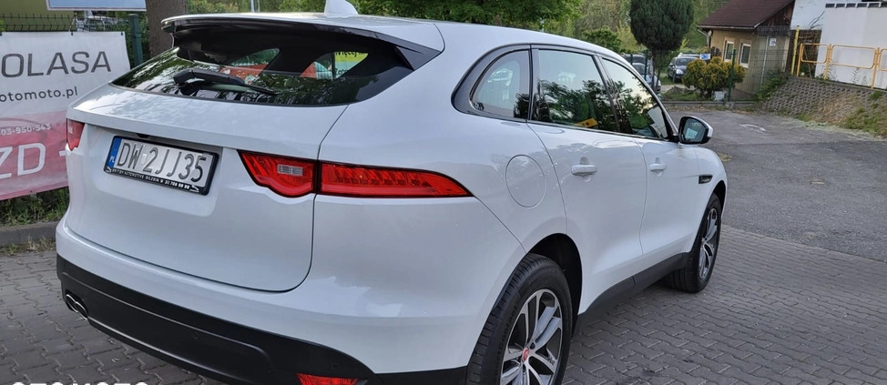 Jaguar F-Pace cena 111900 przebieg: 76000, rok produkcji 2018 z Zabrze małe 121